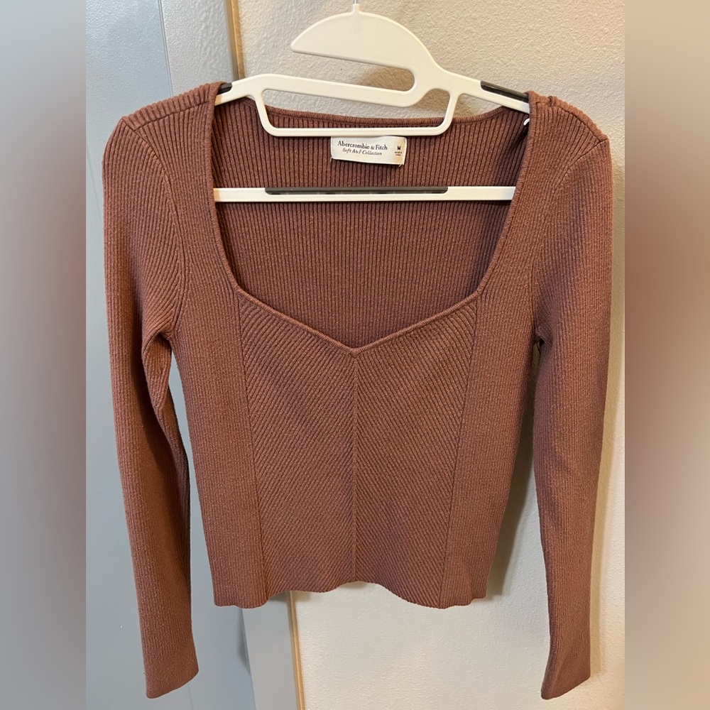 Abercrombie Sweetheart Neck Ribbed Sweater